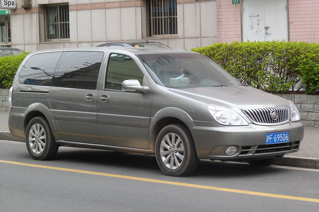 Buick gl8 2011